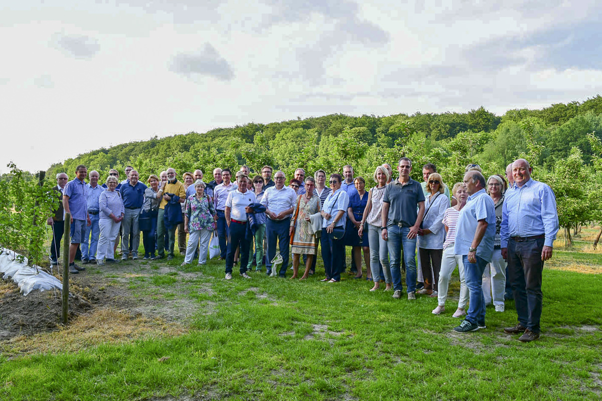 MIT On Tour Obsthof Molks Und Spargelessen Reitlingstal