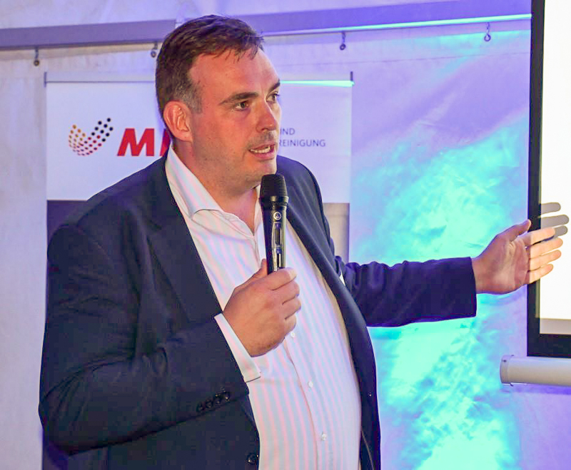 MITtelstandsforum 19. September 2018 Tilo Geipel, Direktor und Prokurist der Intelligence Unit Consulting GmbH, präsentierte exklusiv das Unternehmen und seine Partner.