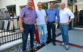 Im Gespräch mit Frank Steffen ((2.v.l.): v.l.n.r.: Landtagsabgeordneter Frank Oesterhelweg, Bürgermeister Marco Kelb und MIT-Vorsitzender Holger Bormann