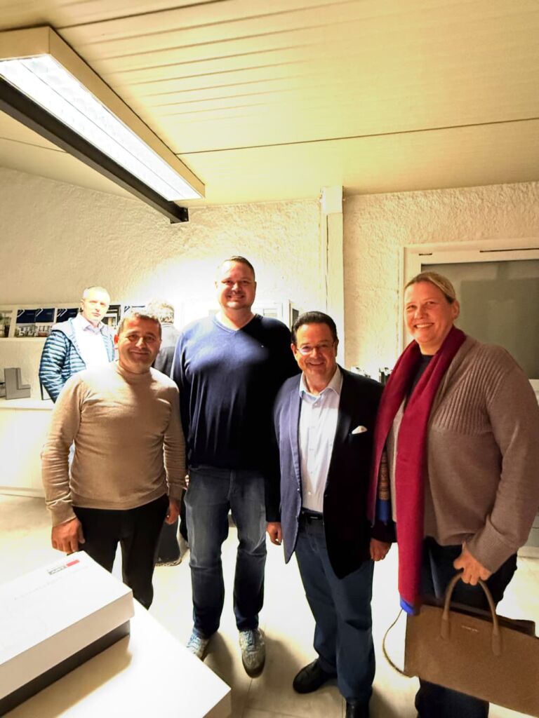 Besuch der MIT bei fb tischlerei &amp; design