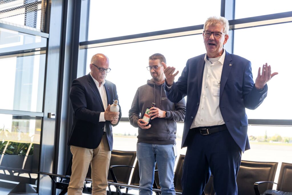 MIT - Besichtigung Flughafen Braunschweig